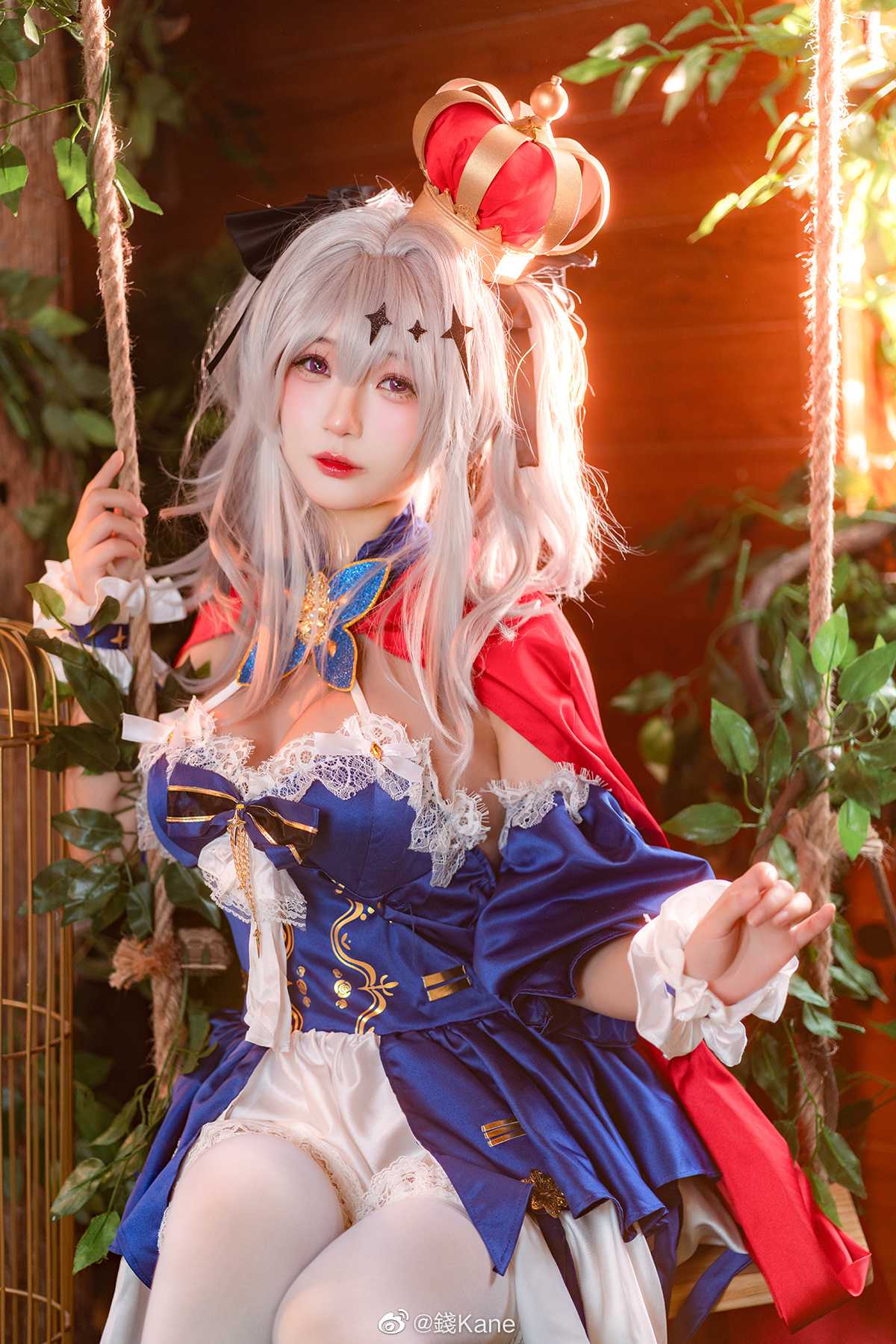 清河海风溶溶月色，共赏之人就在身侧