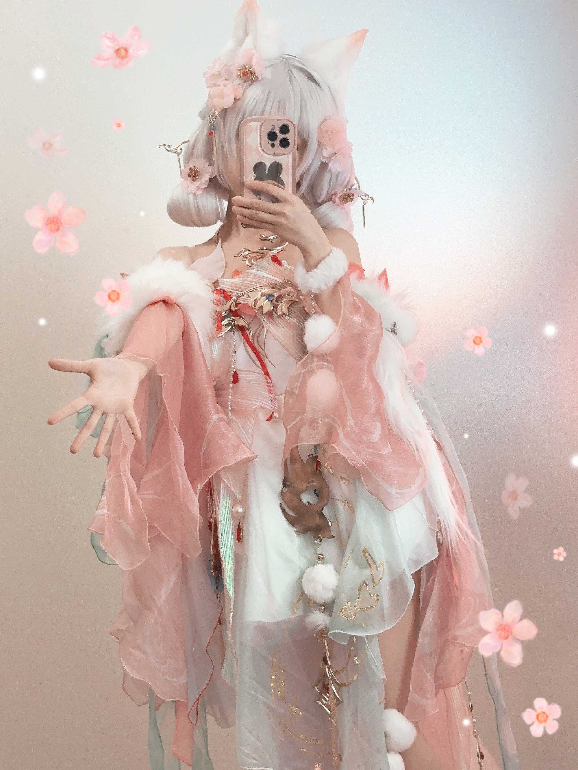 不要贪恋没意义的人或事，拎着垃圾的手怎么腾得出来接礼物